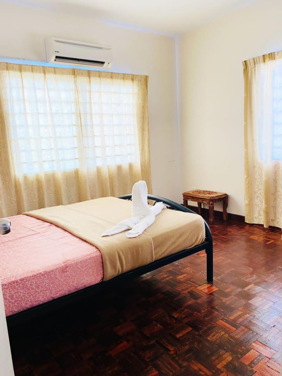 Pd Lagoon Resort Port Dickson Esterno foto